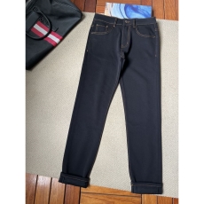 Louis Vuitton Jeans